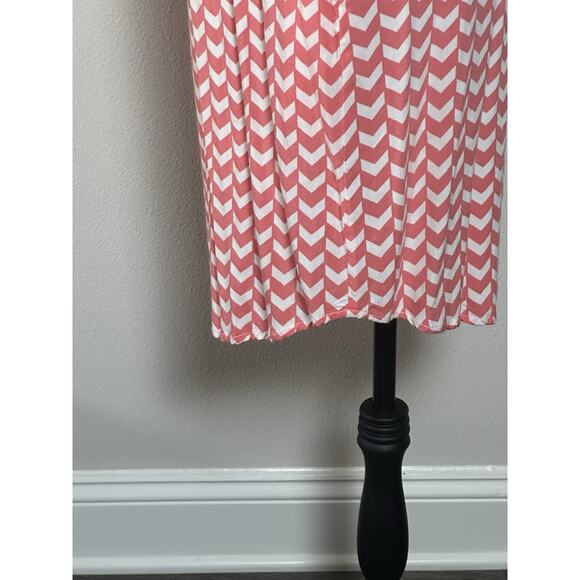 Women’s Summer Dress Orange White Chevron Pattern Slip On Dress Pockets Size (M) - Picture 15 of 16